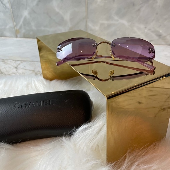 SOLD💜CHANEL Purple Tinted CC Rimless Sunglasses 4002 - Picture 2 of 12